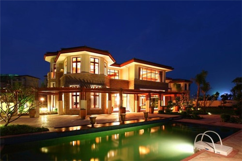 黎塘奶茶店很多